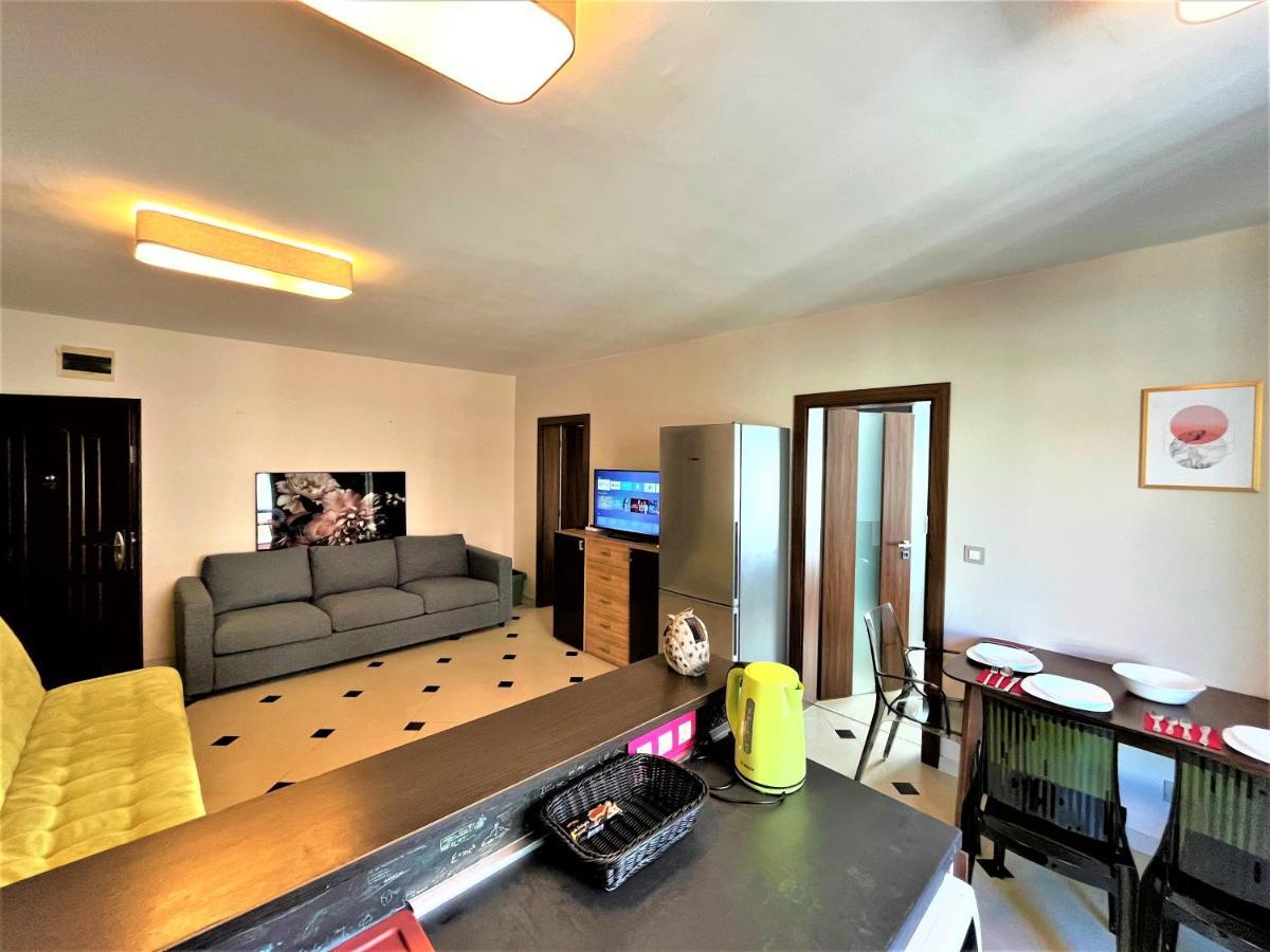 Botabara 312 Self Catering Beach Apartment เปาโมเรีย ภายนอก รูปภาพ