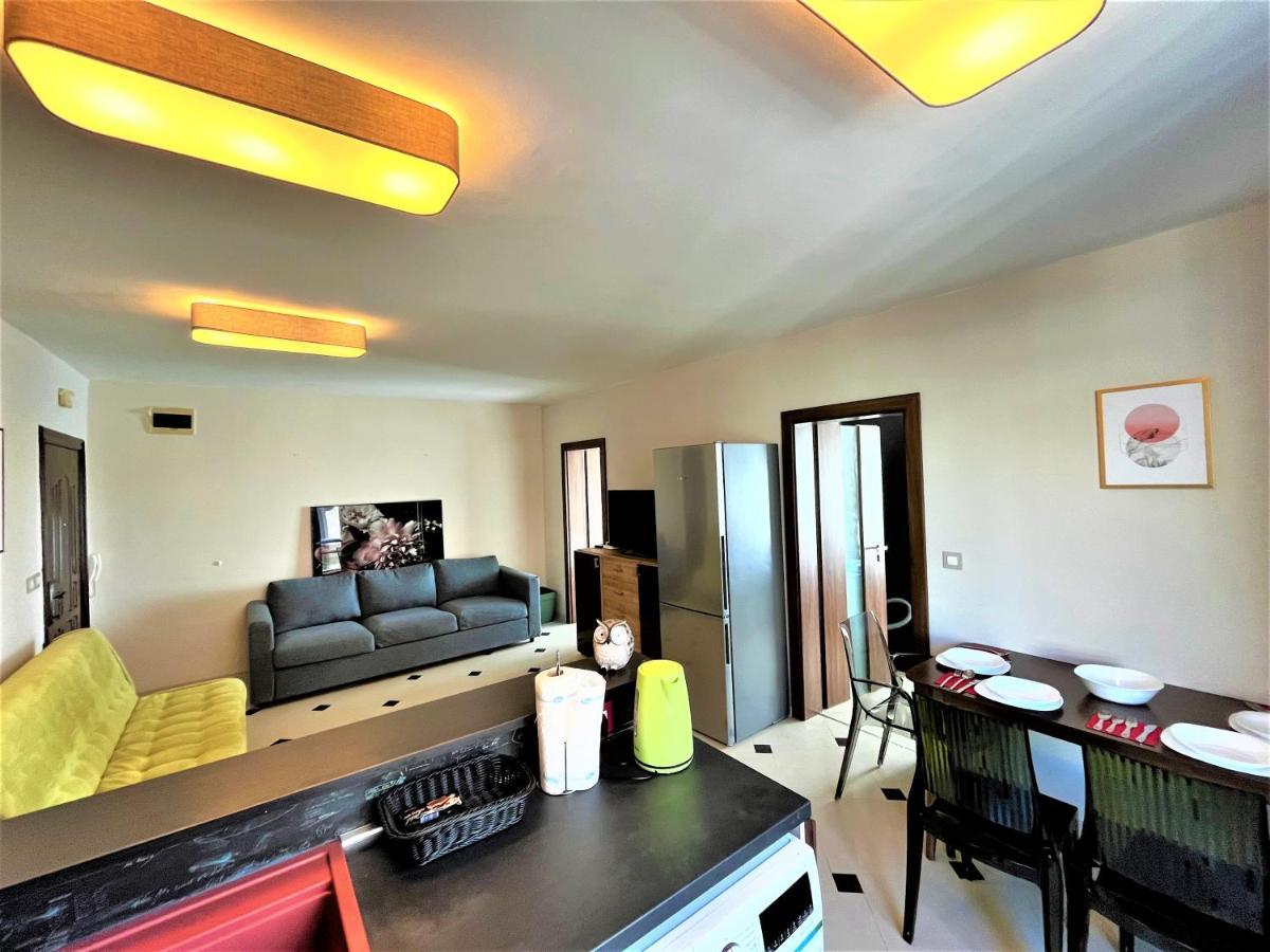Botabara 312 Self Catering Beach Apartment เปาโมเรีย ภายนอก รูปภาพ